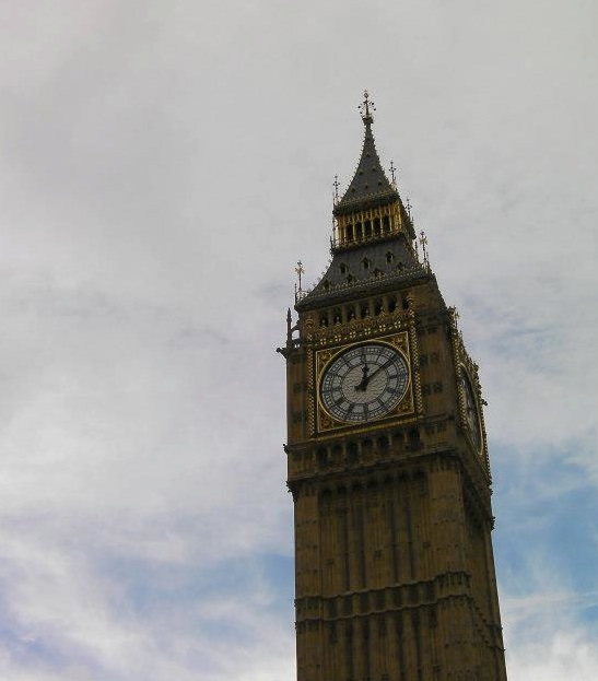 Big Ben : L'heure approche pour les études à l'étranger